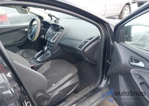 2013 Ford Focus Se z USA, uszkodzony, nr VIN 1FADP3K24DL312474